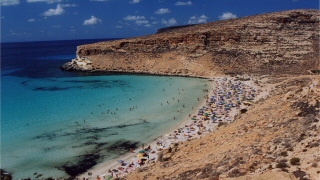 spiaggia dei conigli